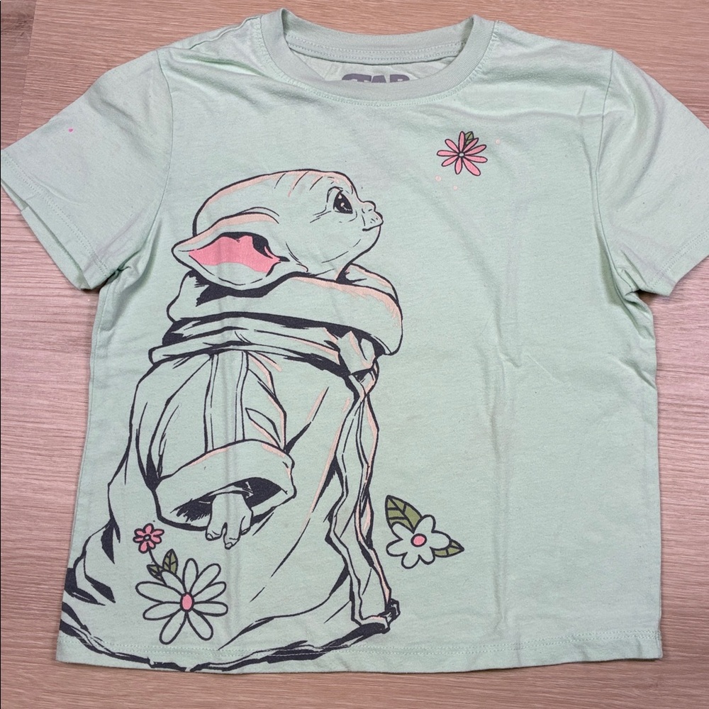 Star Wars Mint Green Boxy Cut Baby Yoda Grogu T-Shirt - Picture 4 of 7